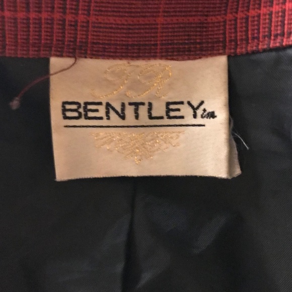 M Red Bentley Blazer - Picture 2 of 3